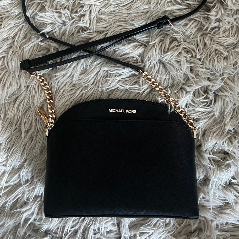Michael Kors Black Crossbody (Like New)